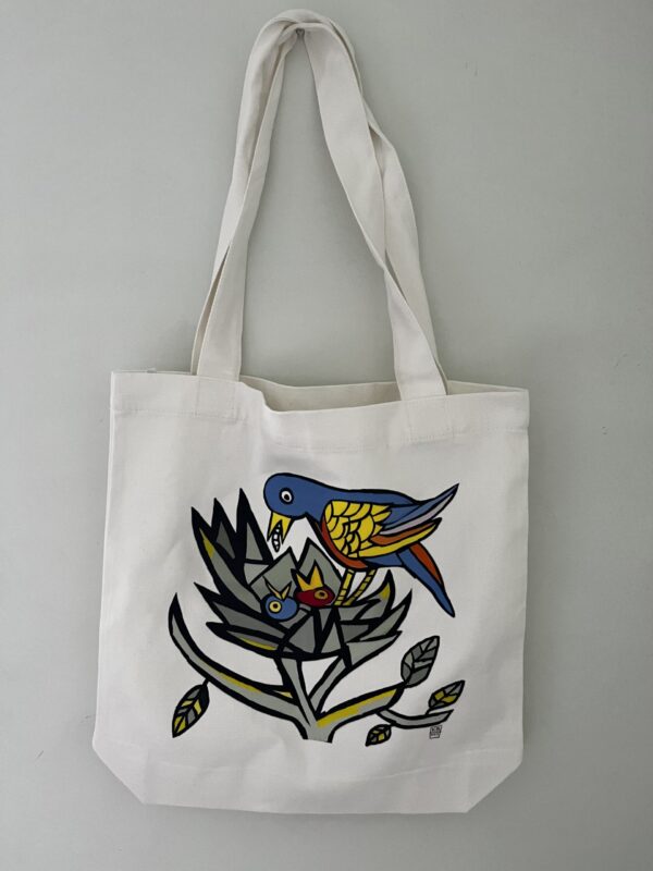 Tote Bag with bird feeding babies